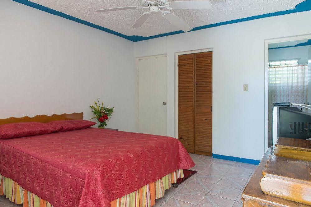 Hotel The Golden Sunset Negril Exterior foto