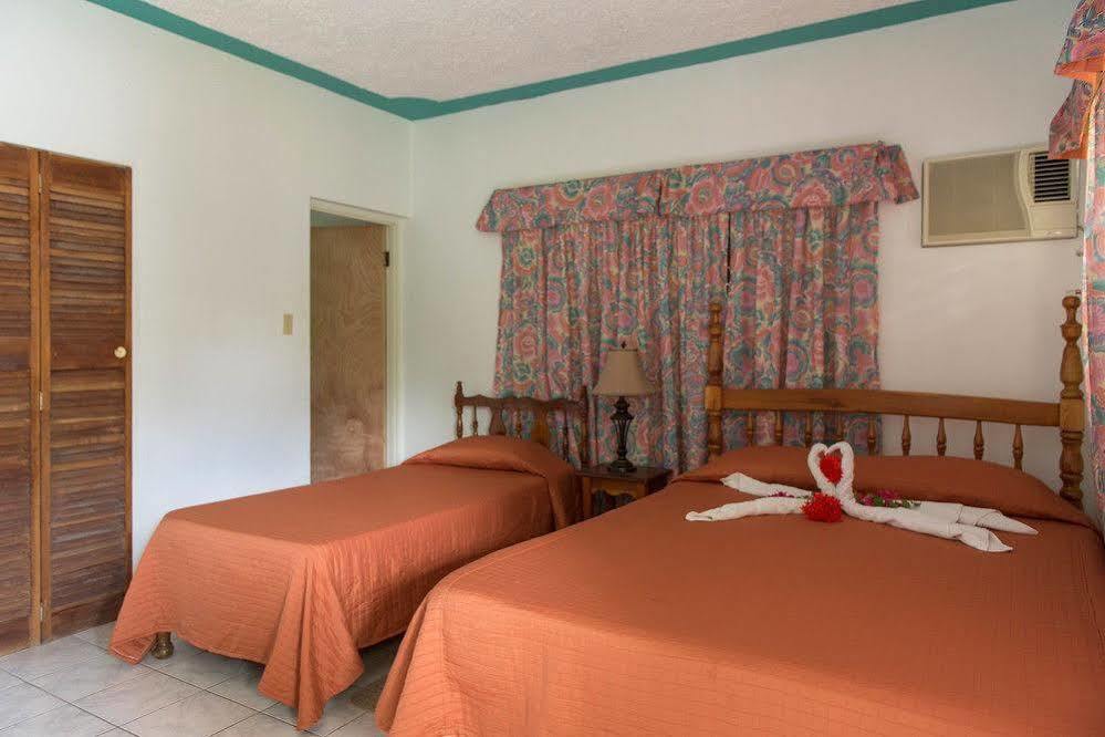 Hotel The Golden Sunset Negril Exterior foto