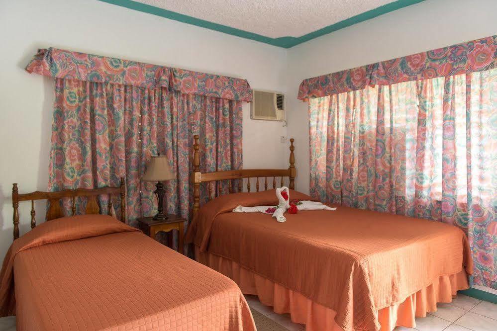 Hotel The Golden Sunset Negril Exterior foto