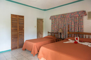 Hotel The Golden Sunset Negril Exterior foto
